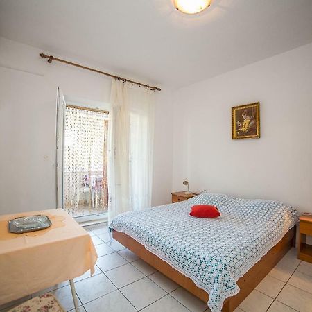 Apartmani Ina Povlja  Exterior photo
